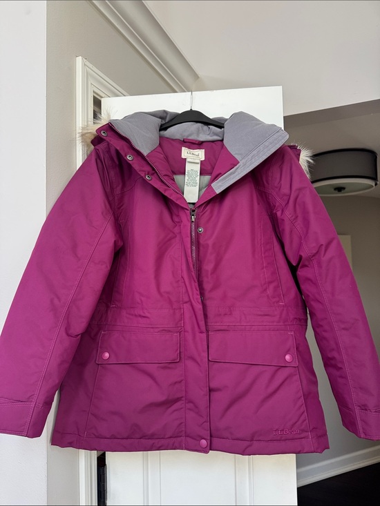 L.L. Bean Jackets & Blazers - L.L. Bean Women's Fuchsia Hooded Insulated Parka